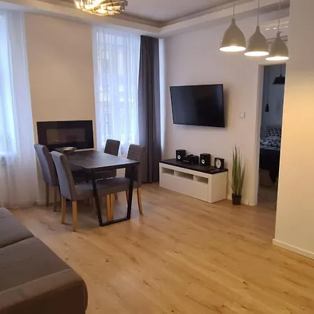 Paderewskiego Old Town Apartment *